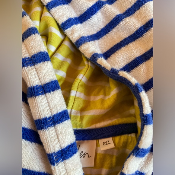 Boden rainbow toweling swim cover up, size 6-7 - Picture 3 of 3